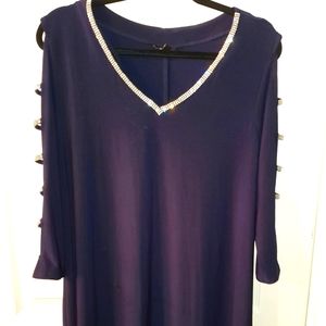 Semi-formal dress with rhinestones